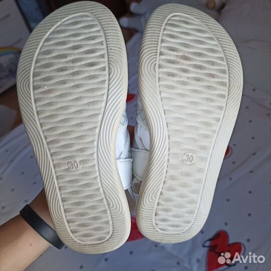 Сандалии для девочки