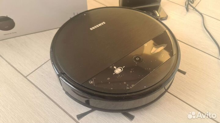 Робот пылесос samsung