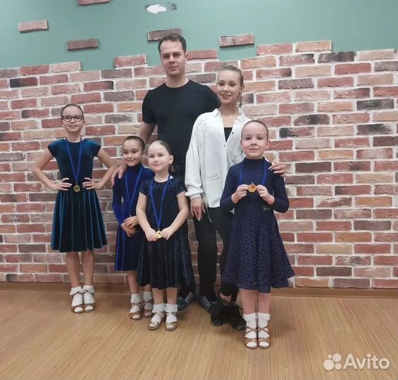 Тренер по бальным танцам