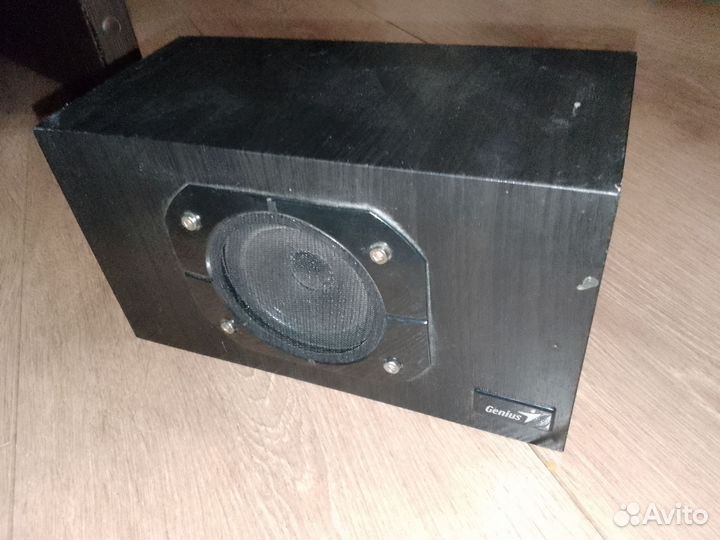 Колонка Genius 16 Вт