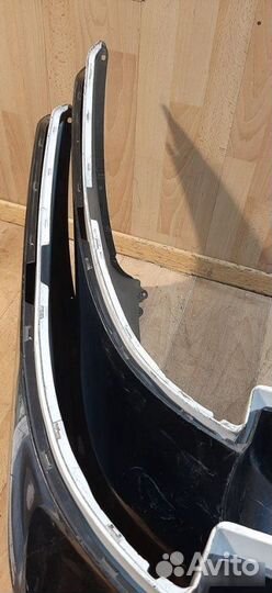 Бампер задний под парктроники Lexus Rx350