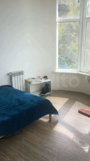 3-к. квартира, 90 м², 3/4 эт.