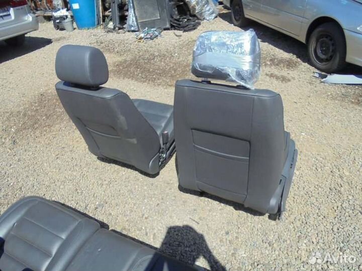Сидения комплект Volkswagen Touareg 7L6 BHK 2006/7
