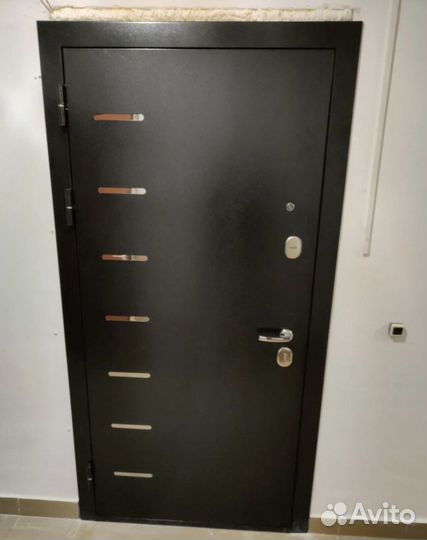 Дверь входная