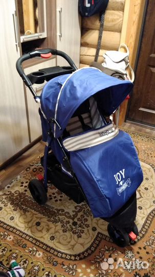 Прогулочная коляска