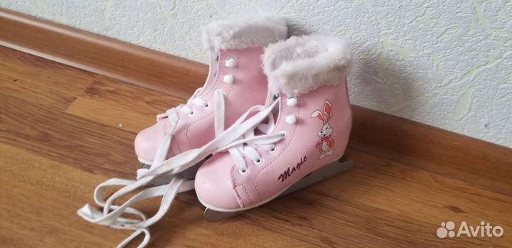 Коньки с двумя лезвиями