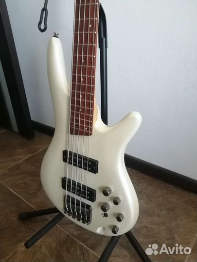 Ibanez SR305E