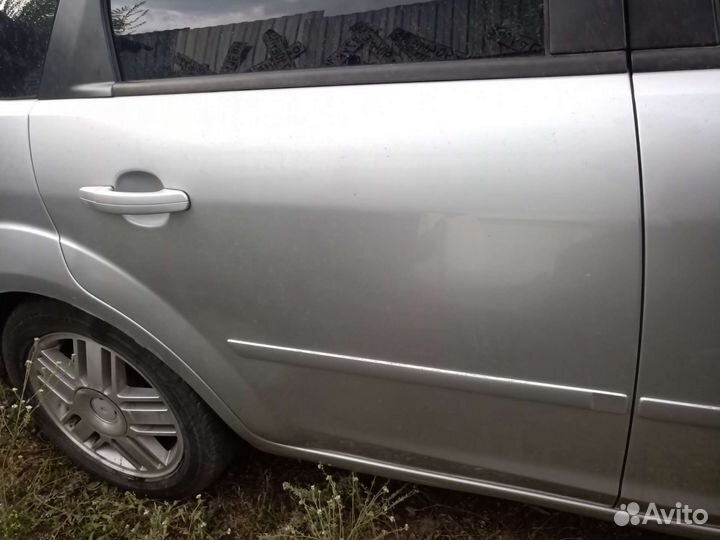 Дверь ford focus 2