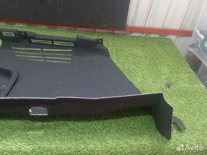 Обшивка в багажник левая Audi A4 B9