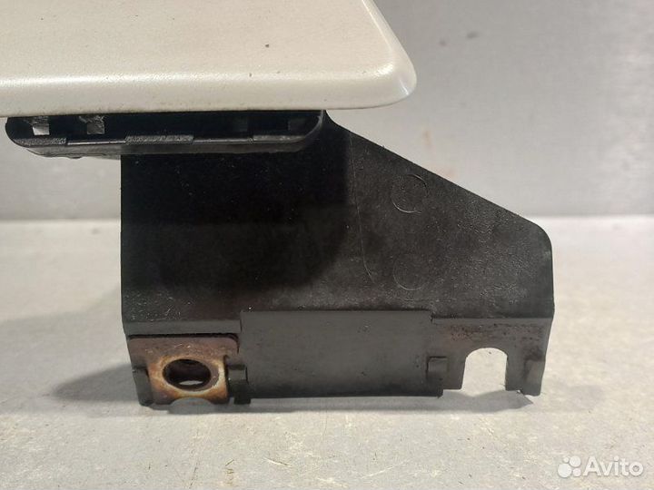 Форсунка омывателя фар правая Mitsubishi Outlander