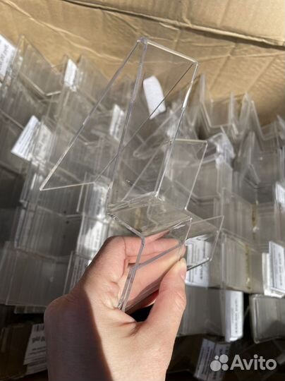 Подставки для аксессуаров, чехлов, телефонов