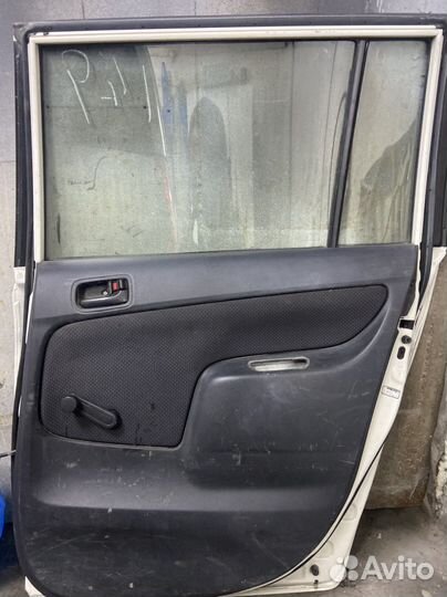 Дверь toyota probox