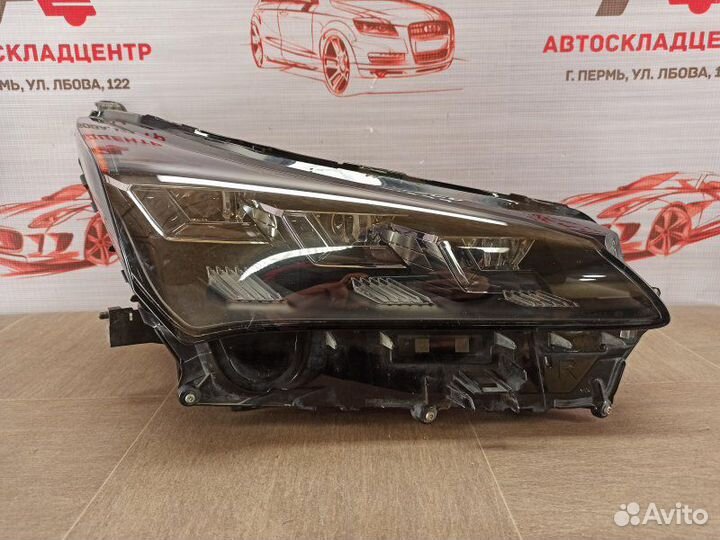 Фара правая Lexus NX c 2014 года