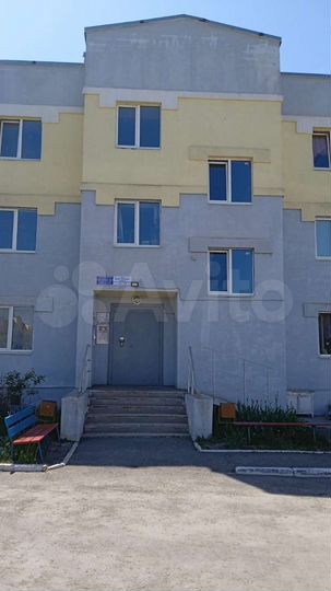 2-к. квартира, 54 м², 3/3 эт.