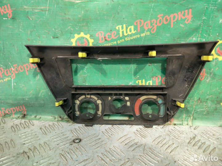 Консоль Mitsubishi Lancer 9 седан