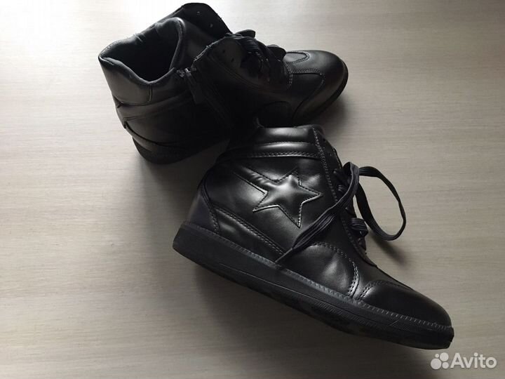 Полуботинки женские 36 размер