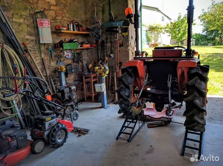 Ремонт газонокосилок и садовых райдеров на выезде