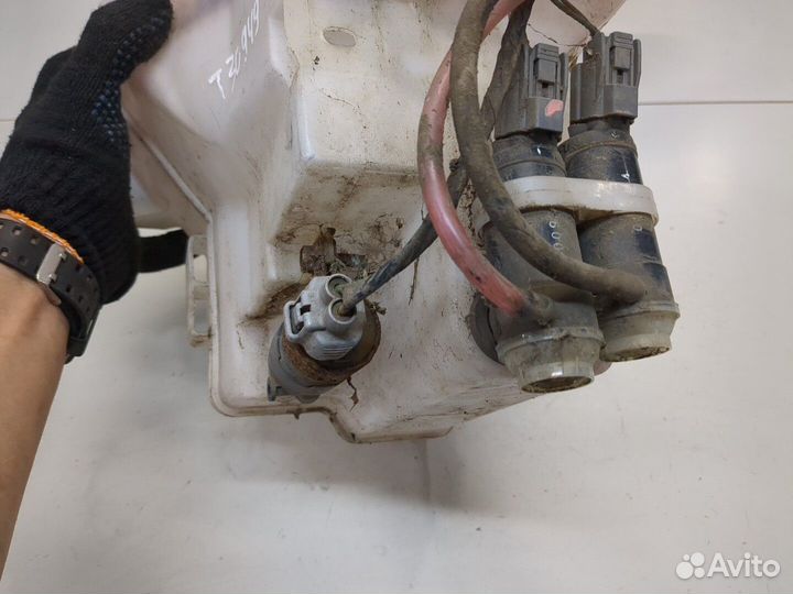 Бачок омывателя Subaru Legacy Outback (B14), 2011