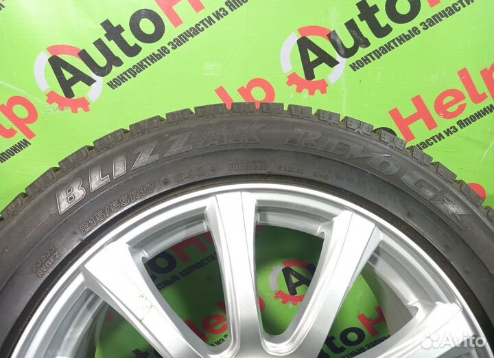 Bridgestone Blizzak Revo GZ 215/55 R17