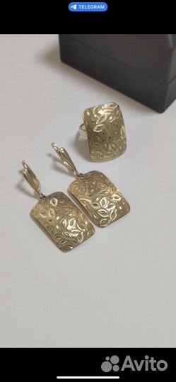 Золотые серьги