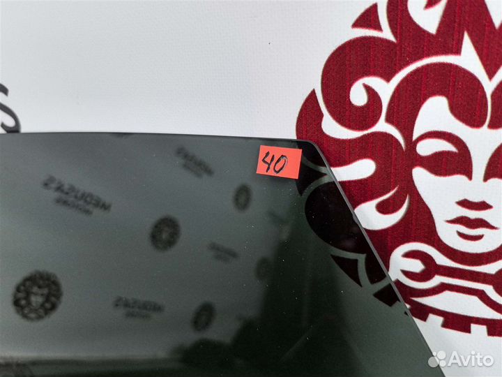 Стекло двери заднее левое Audi Q5 FY 2.0 дизель