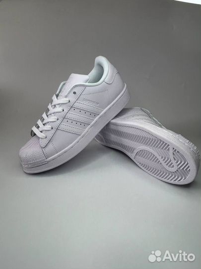 Adidas superstar белые