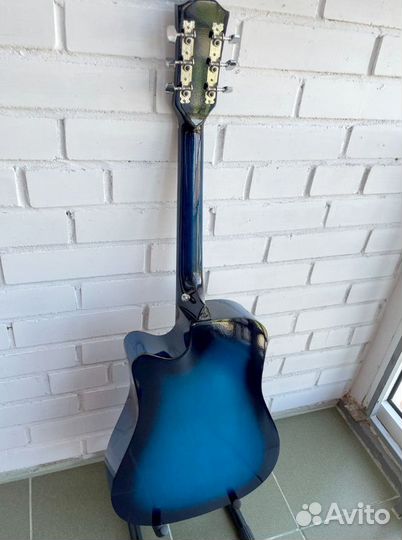 Гитара акустика