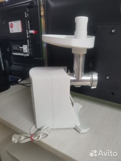 Мясорубка Bosch MFW 1550