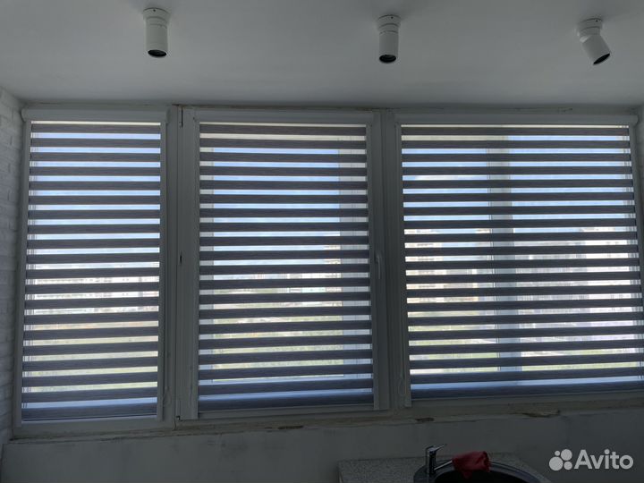 Рулонные шторы зебра