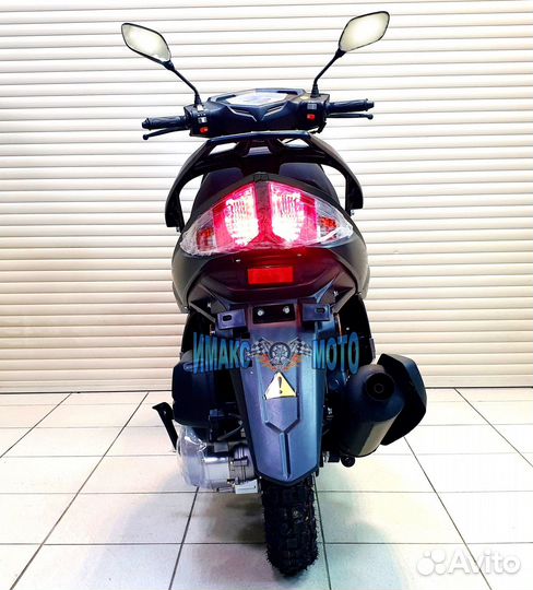 Скутер Vento Corsa RS green