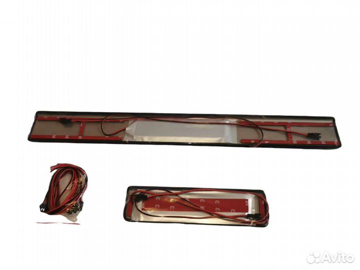 Светодиодные накладки на пороги для Лада Веста