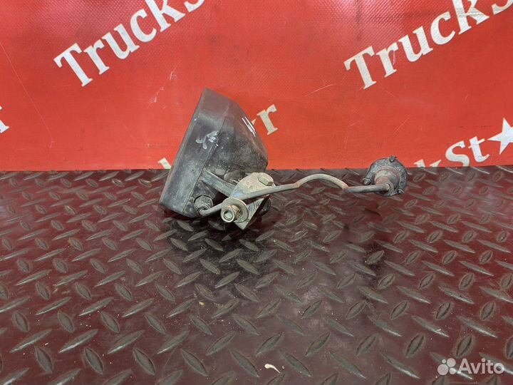 Фонарь за кабиной Volvo FH