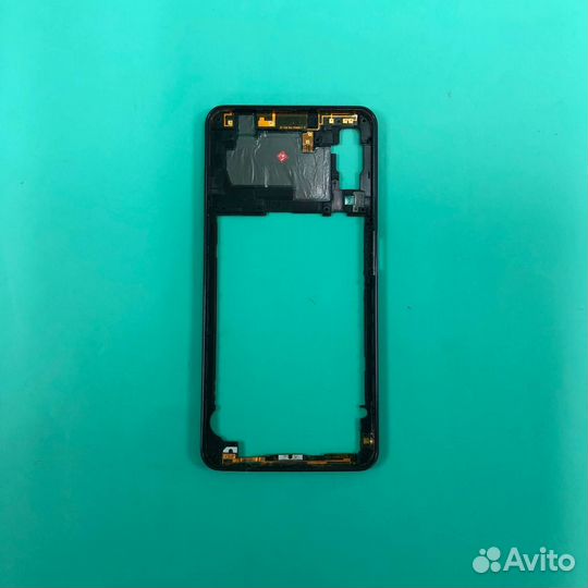 Рамка дисплея Samsung A7 (A750F) средняя часть ори