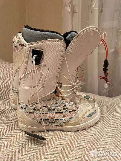 Сноубордические ботинки женские