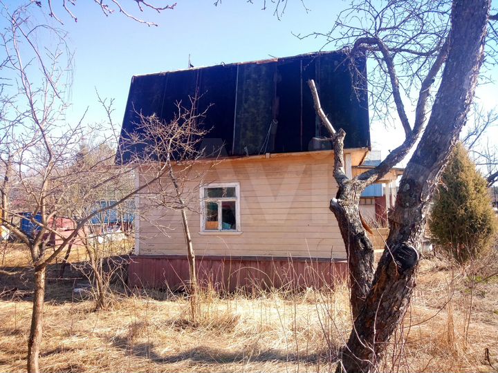 Дача 37 м² на участке 8 сот.