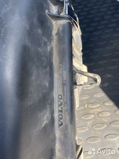 Корпус воздушного фильтра Volvo Xc90