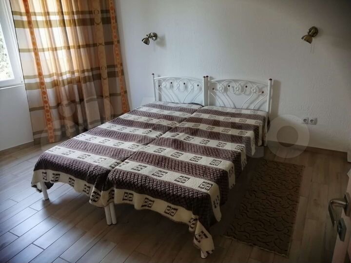 2-к. квартира, 69 м², 4/4 эт.