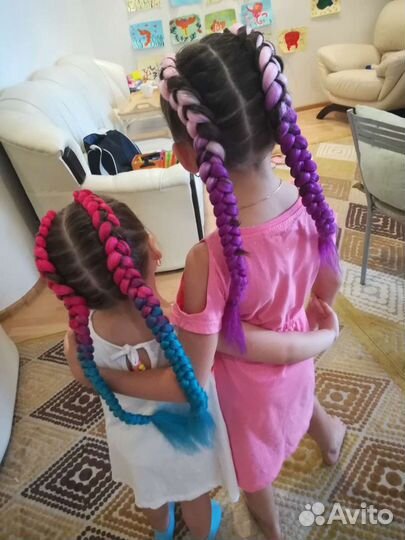 Плетение кос, косы с канекалоном, причёски из кос