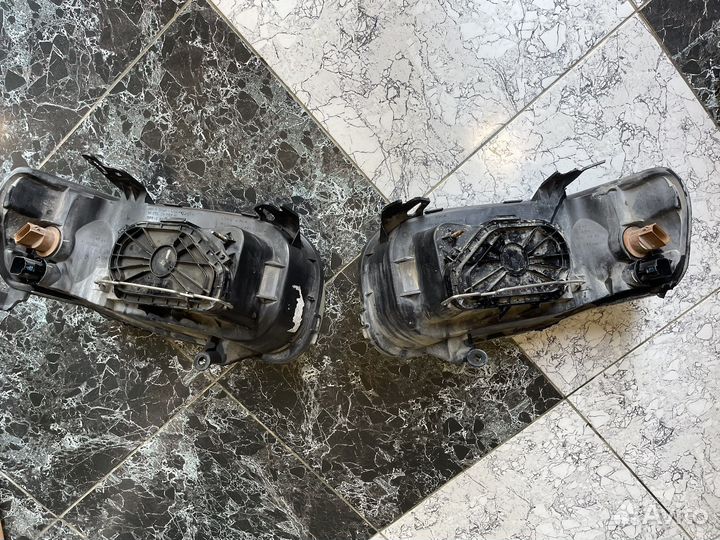 Фары ford maverick 2005г