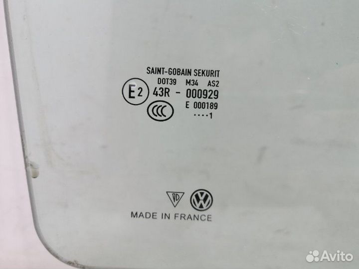 Стекло двери заднее правое Volkswagen Touareg 2 NF