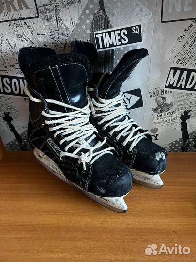 Хоккейные коньки bauer