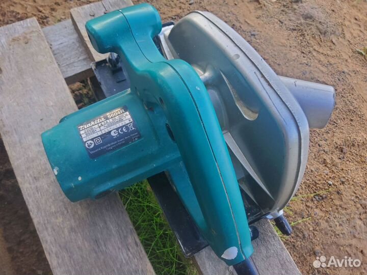 Дисковая пила Makita 5604R