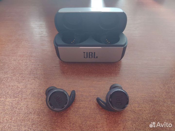 JBL Reflect Flow