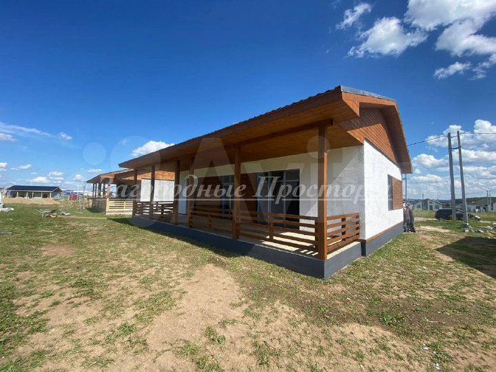 Коттедж 161 м² на участке 7 сот.