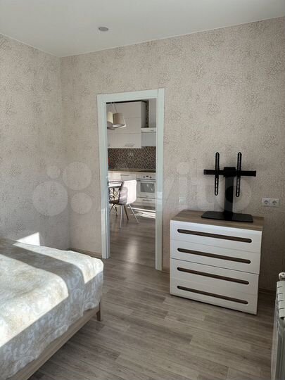 2-к. квартира, 43 м², 3/6 эт.