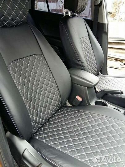 Чехлы Hyundai Getz чёрные с белой строчкой