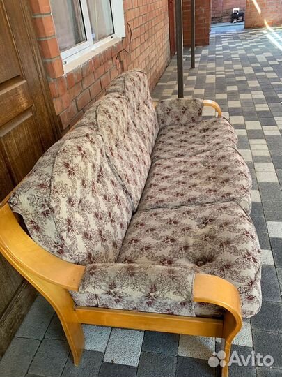 Диван и 2 кресла