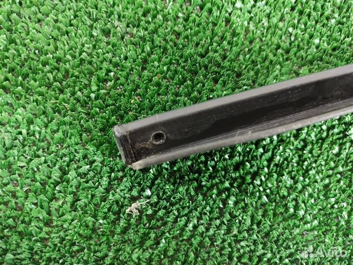 Молдинг двери задней левой Lexus RX300 (MCU15) 20