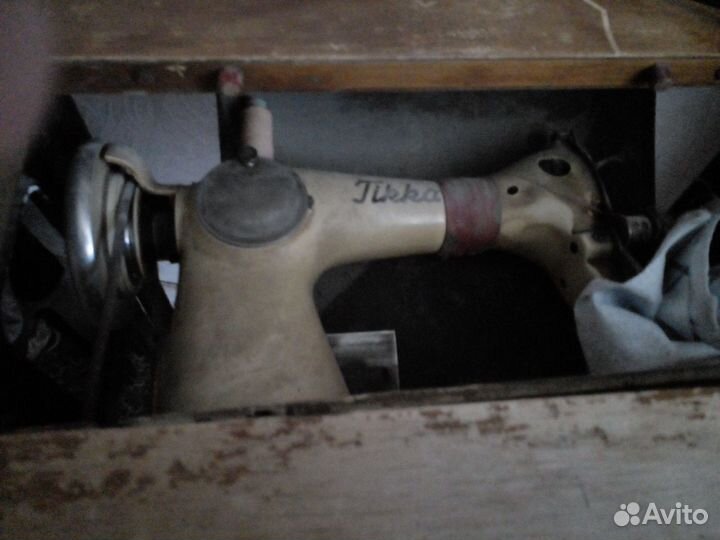 Швейная машинка tikka