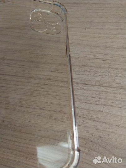 Чехол на iPhone 13 б/у